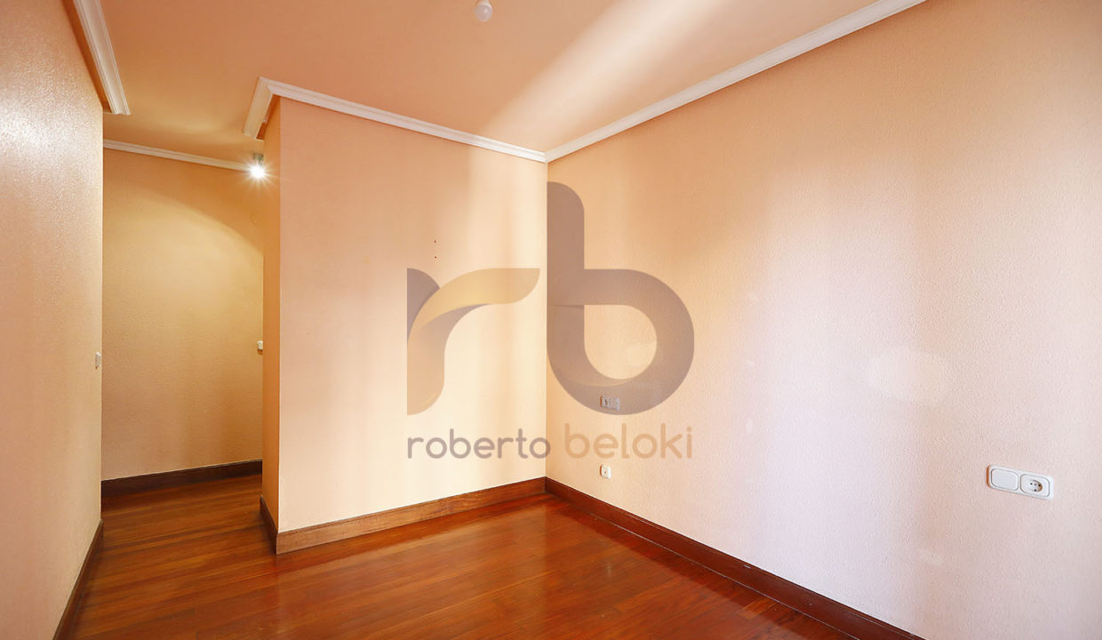 Roberto Beloki P1598 (16)-M copia