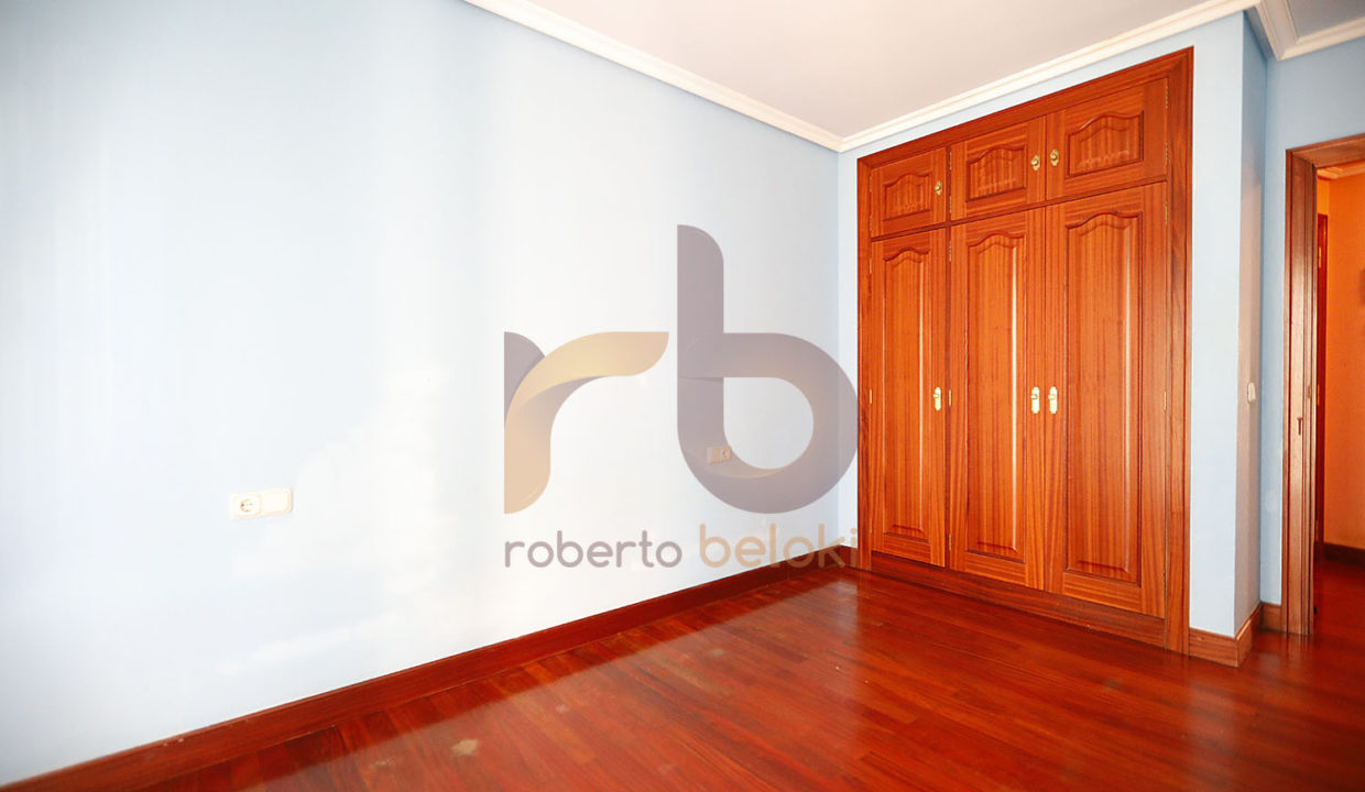 Roberto Beloki P1598 (24)-M copia