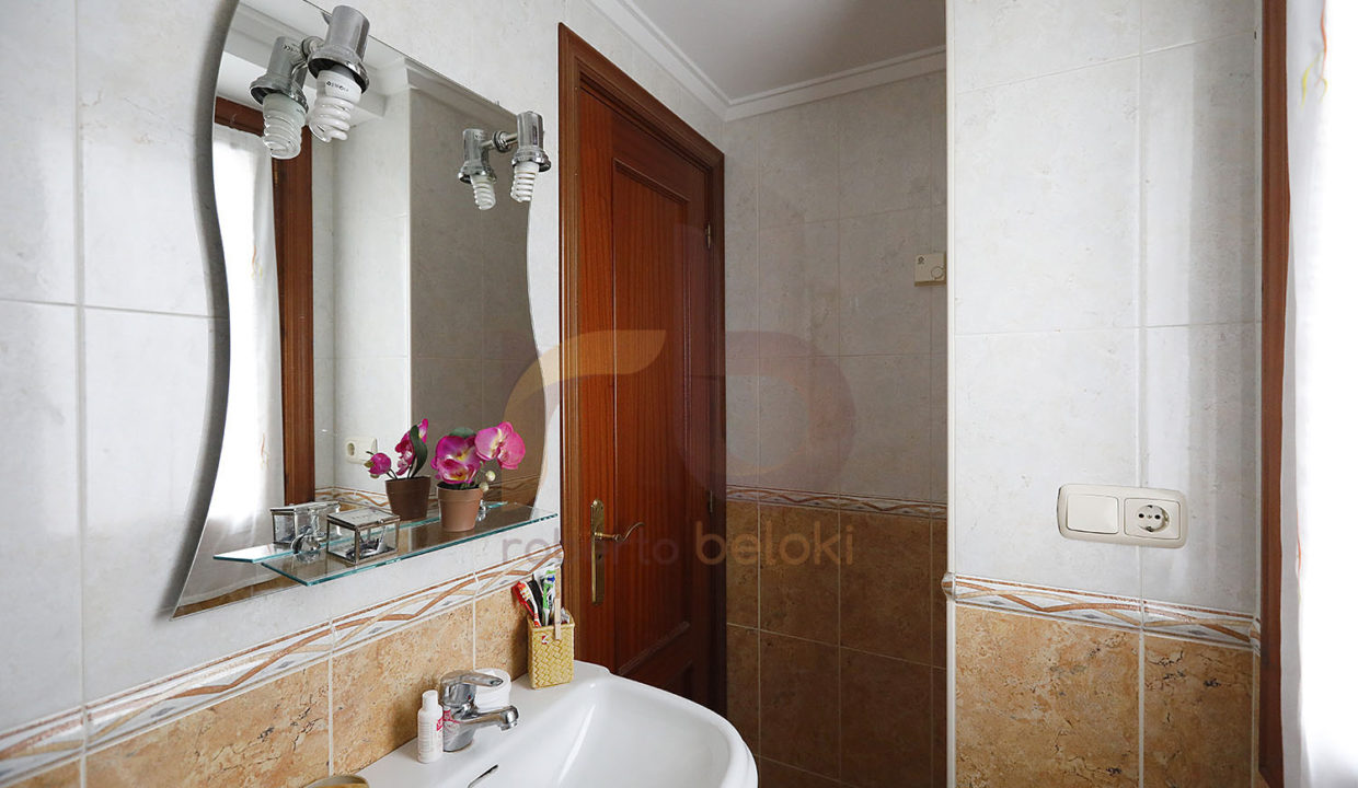 Roberto Beloki P1627 (16)-M copia