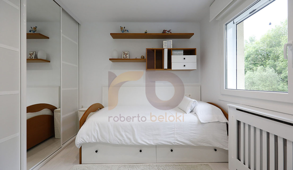 Roberto Beloki P1633 (21)-M copia