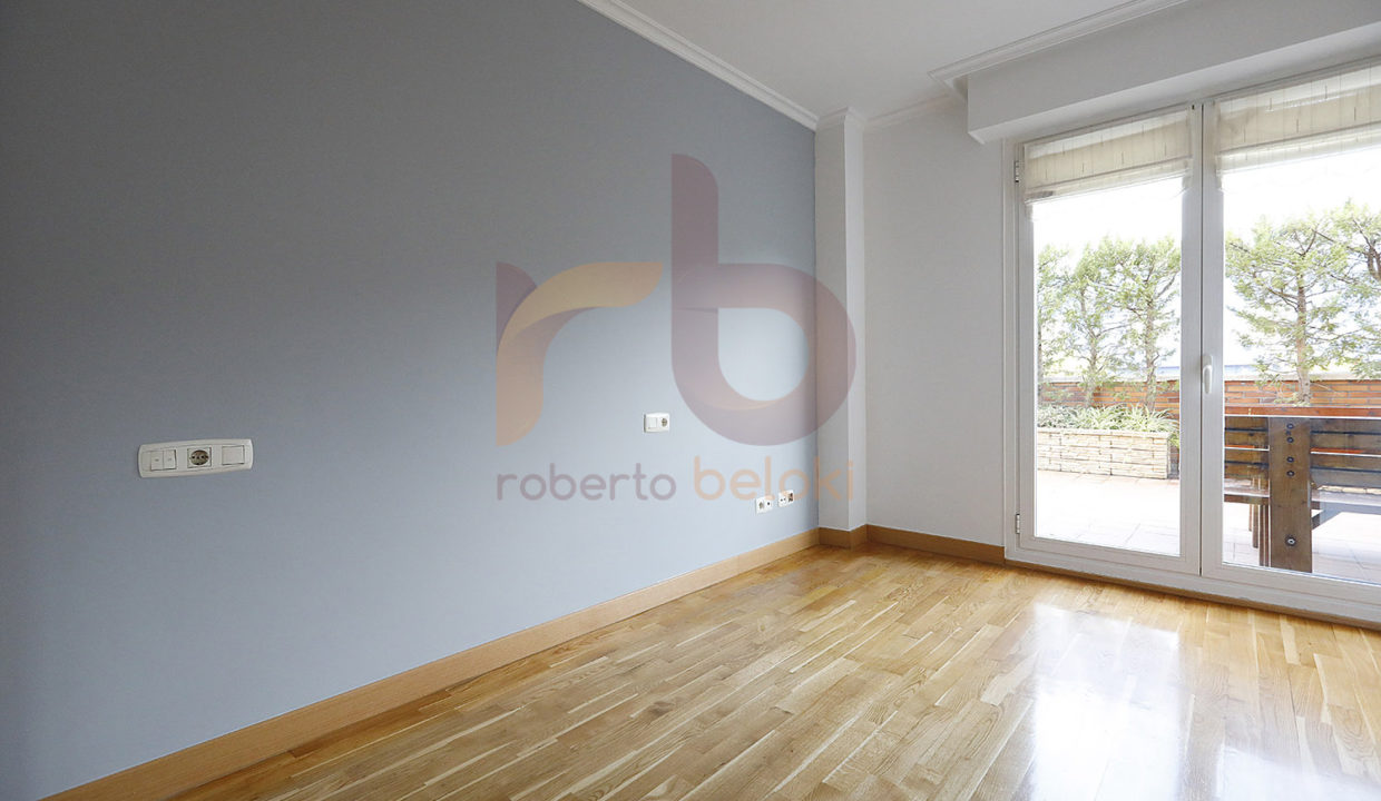 Roberto Beloki MP1180 (28)-M