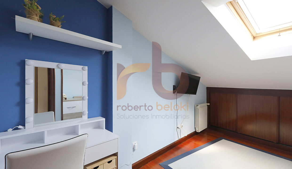 Roberto Beloki P1653 (22)-M