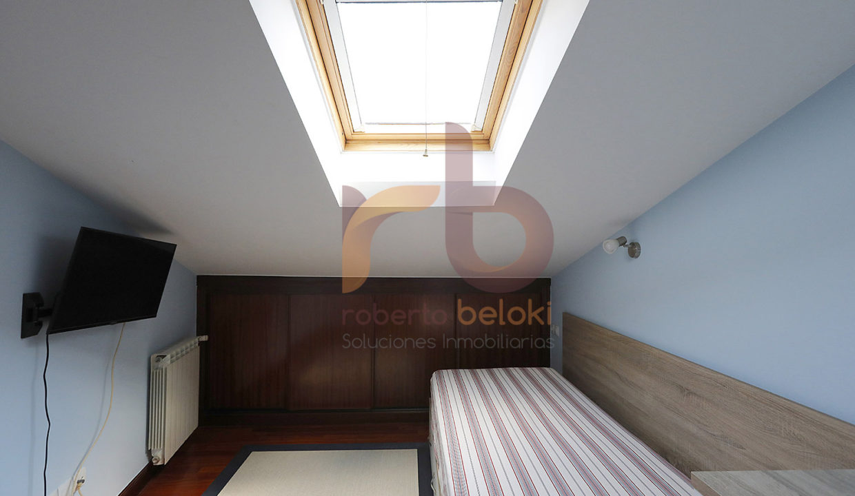 Roberto Beloki P1653 (23)-M