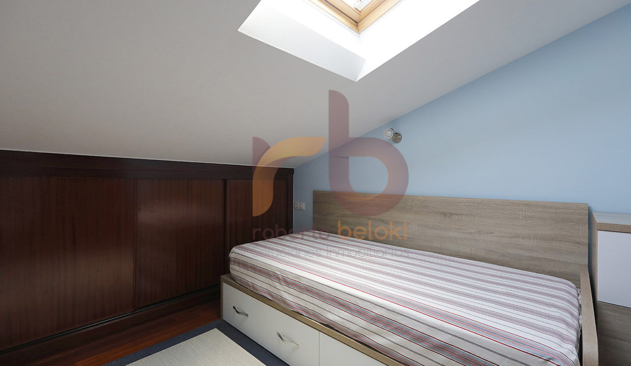 Roberto Beloki P1653 (24)-M