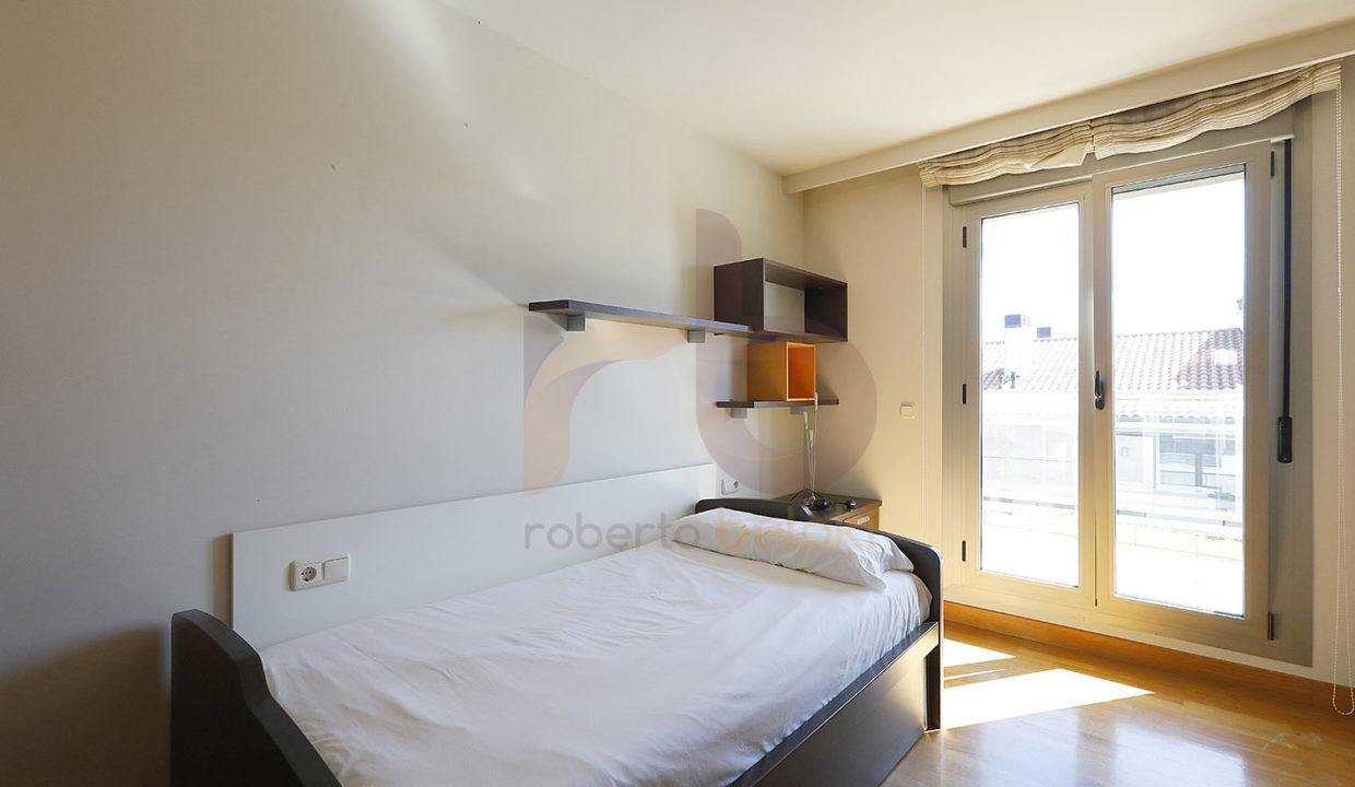 Roberto Beloki DP1256 (24)-M