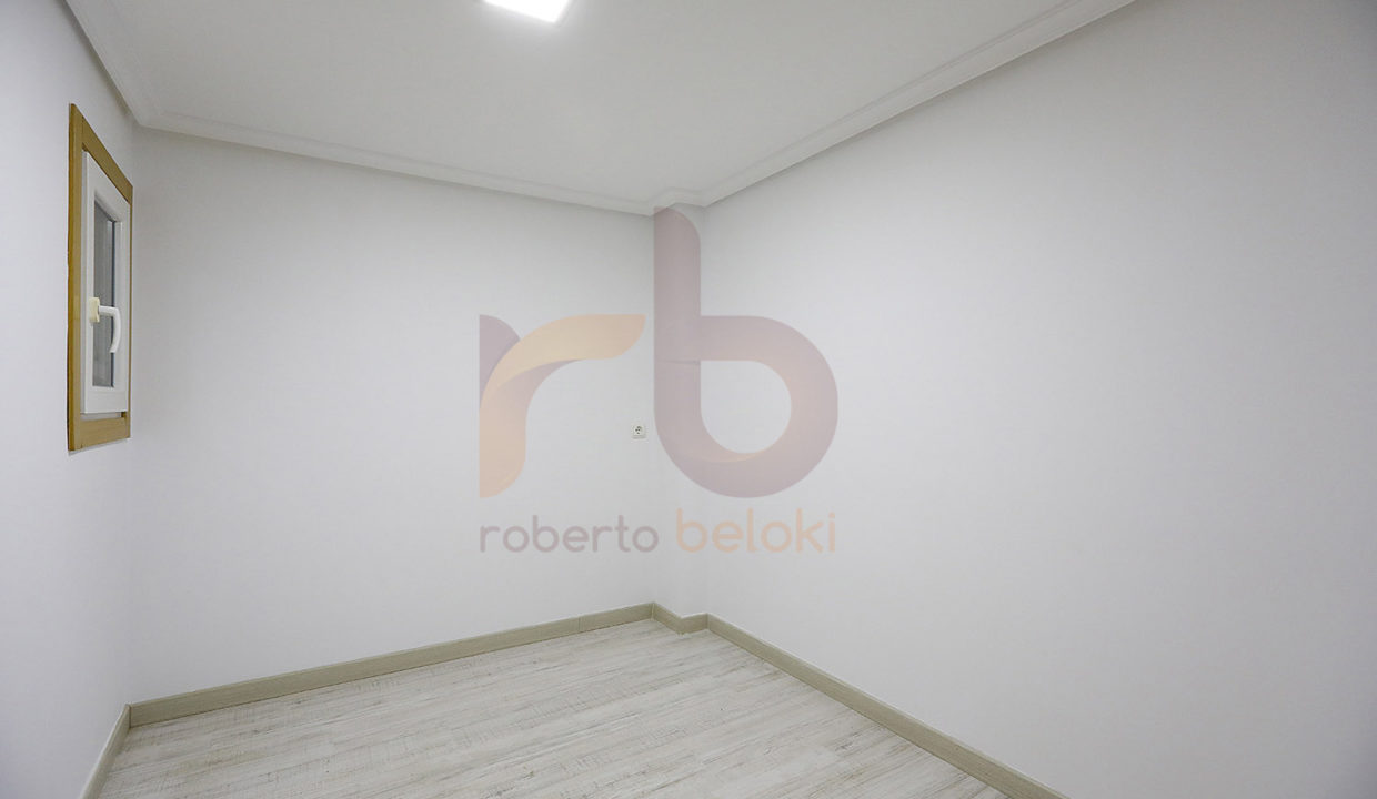 Roberto Beloki MP1187 (20)-M