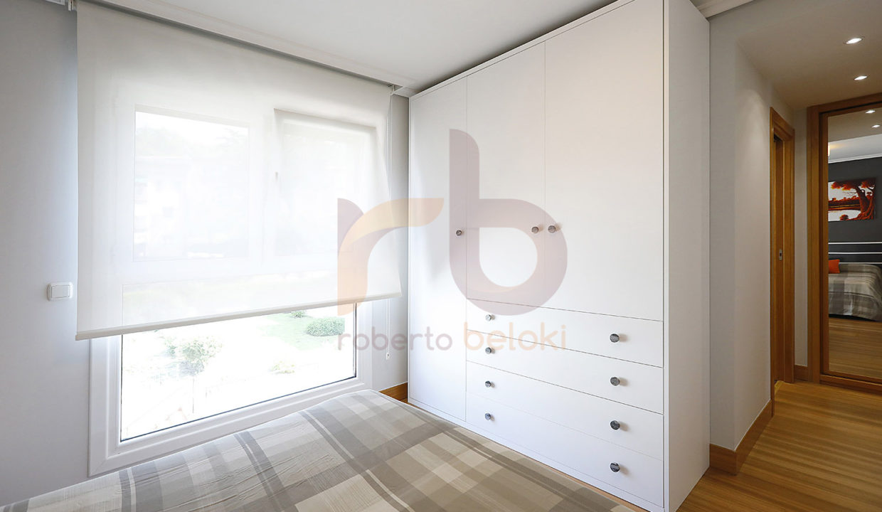 Roberto Beloki P1655 (21)-M