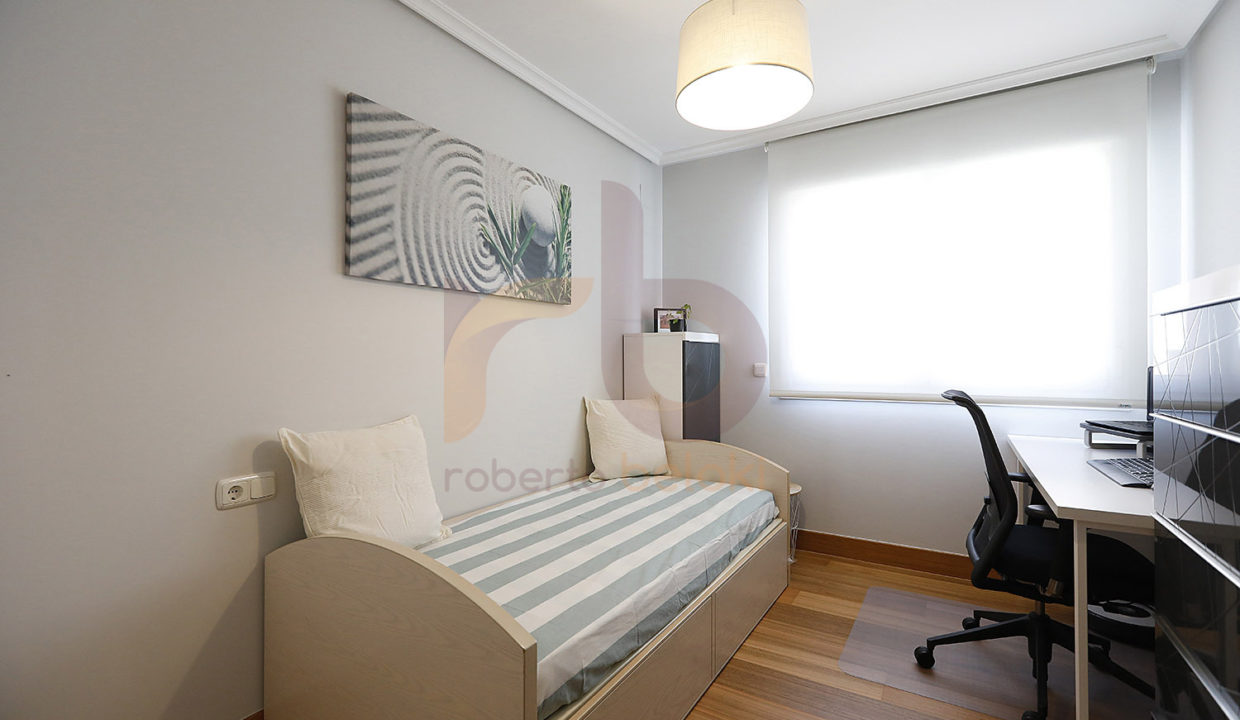 Roberto Beloki P1655 (25)-M