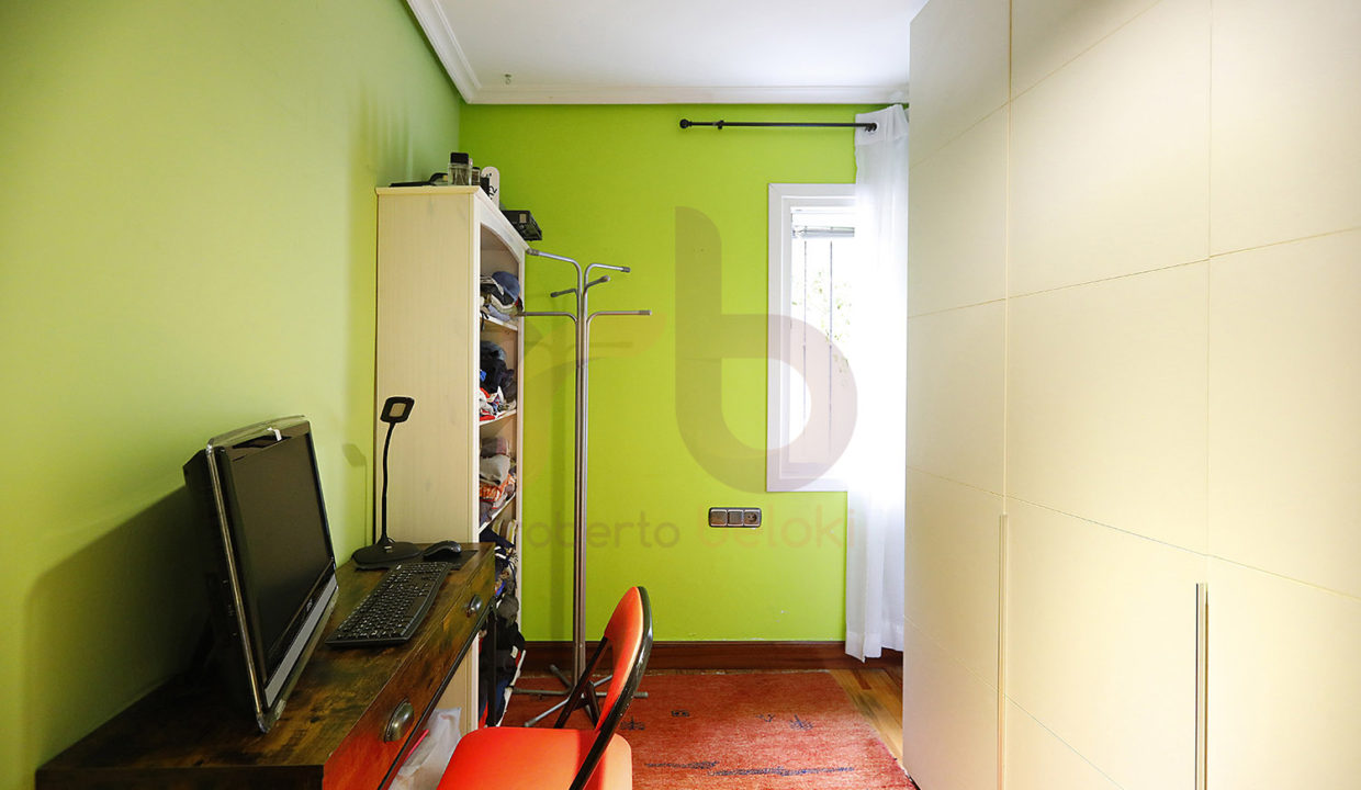 Roberto Beloki DP1263 (18)-M