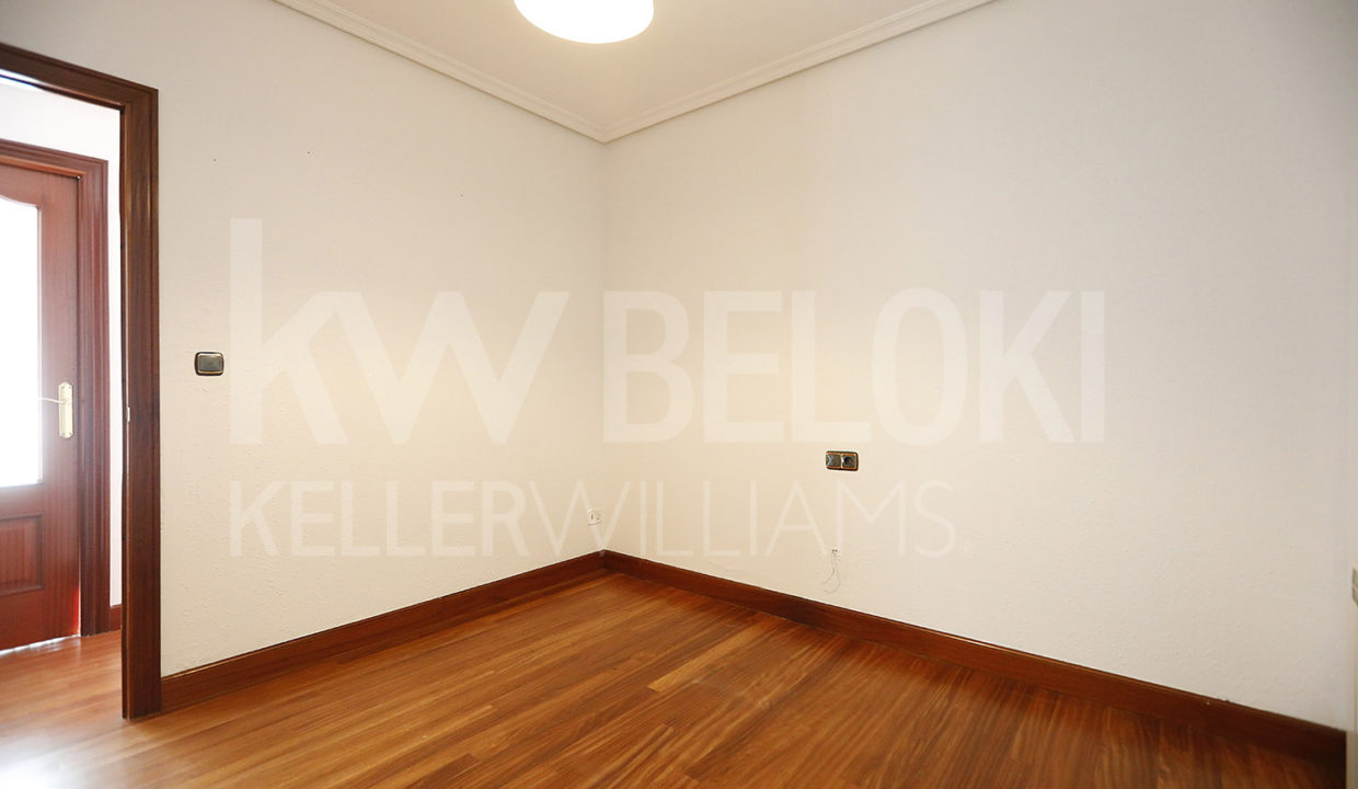 Roberto Beloki EP1167 (20)-M