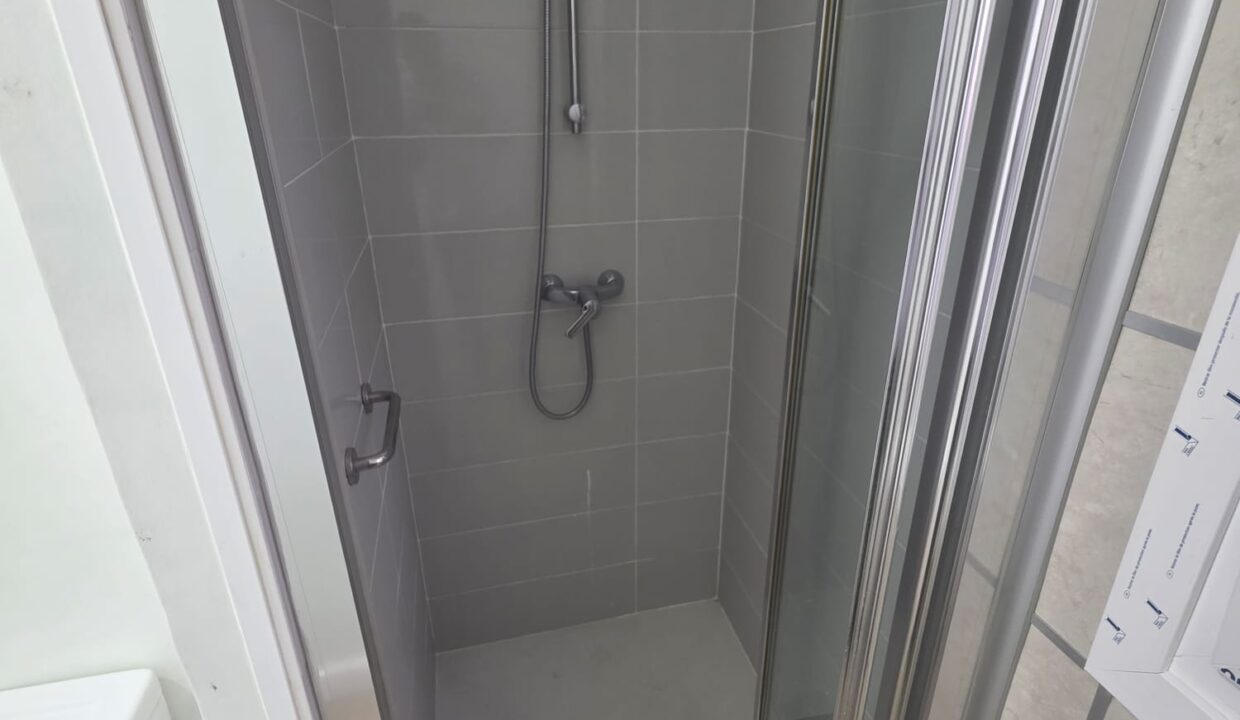 IP1729 (6)