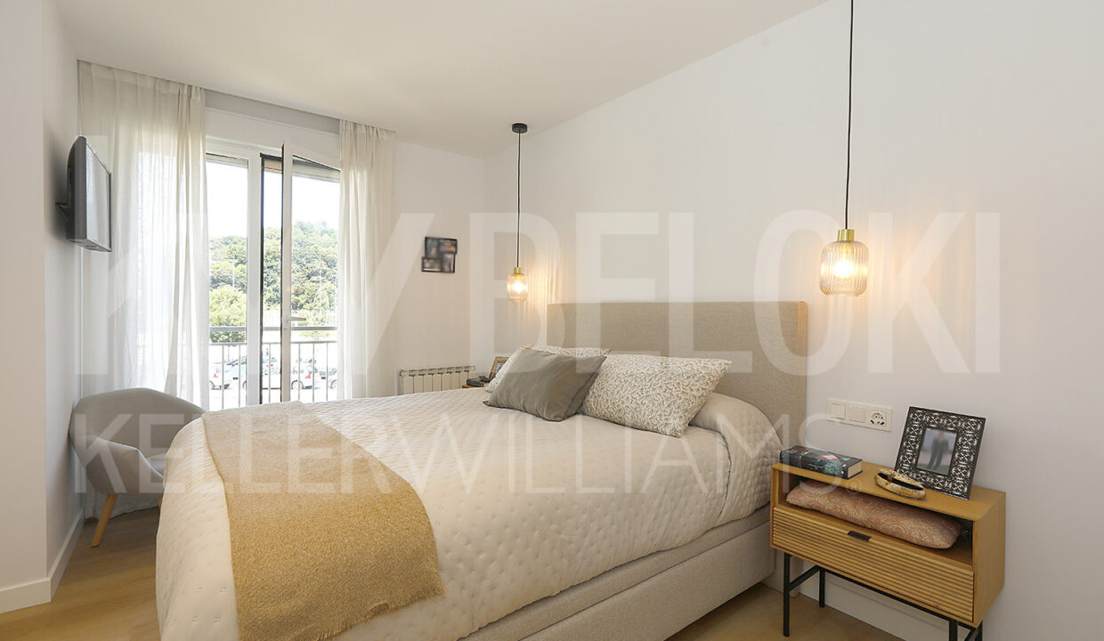 Roberto Beloki DP1775 (19)-M