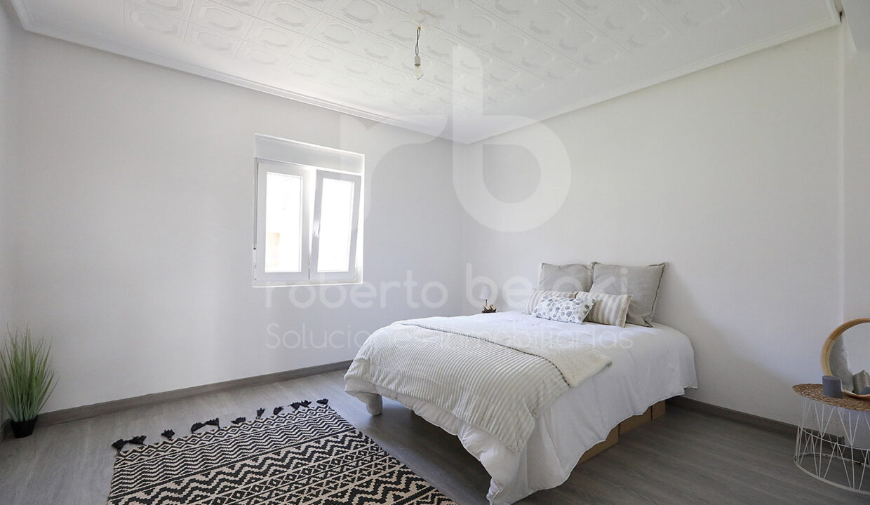 Roberto Beloki P2044-II (15)-M