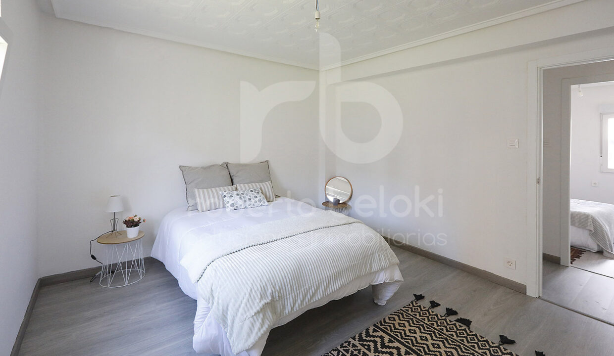 Roberto Beloki P2044-II (17)-M