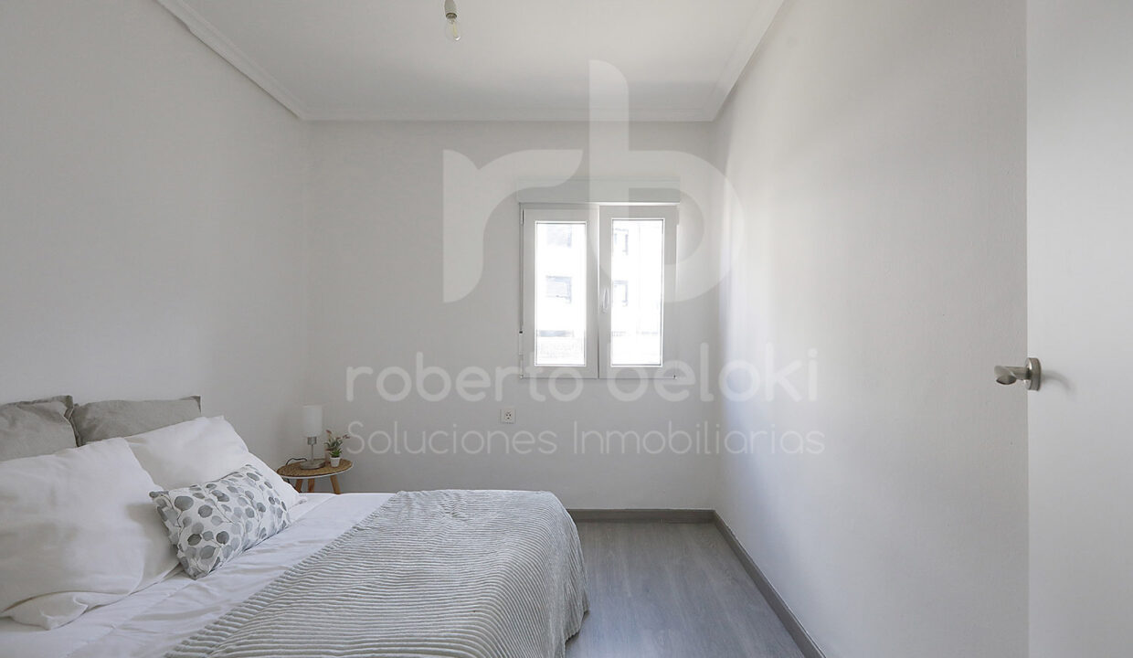 Roberto Beloki P2044-II (22)-M