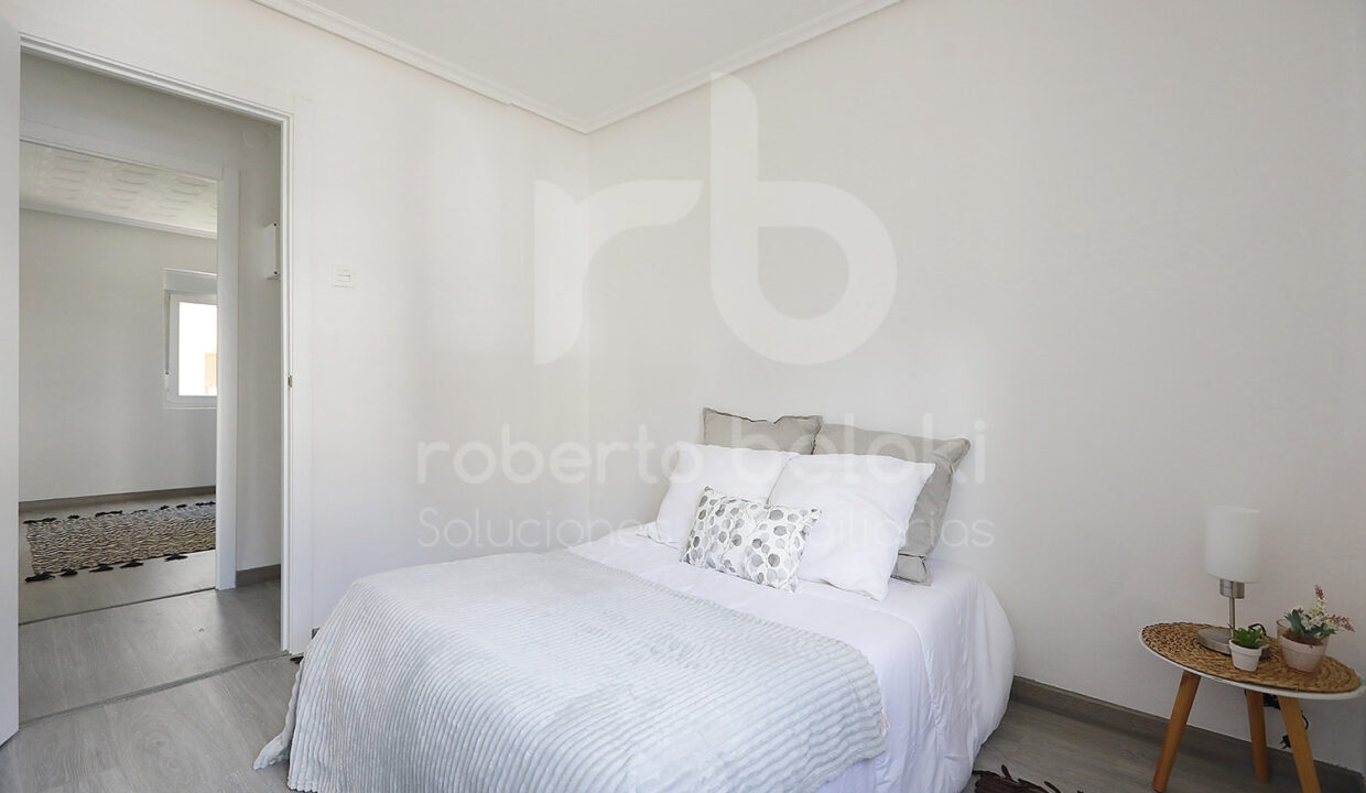 Roberto Beloki P2044-II (24)-M