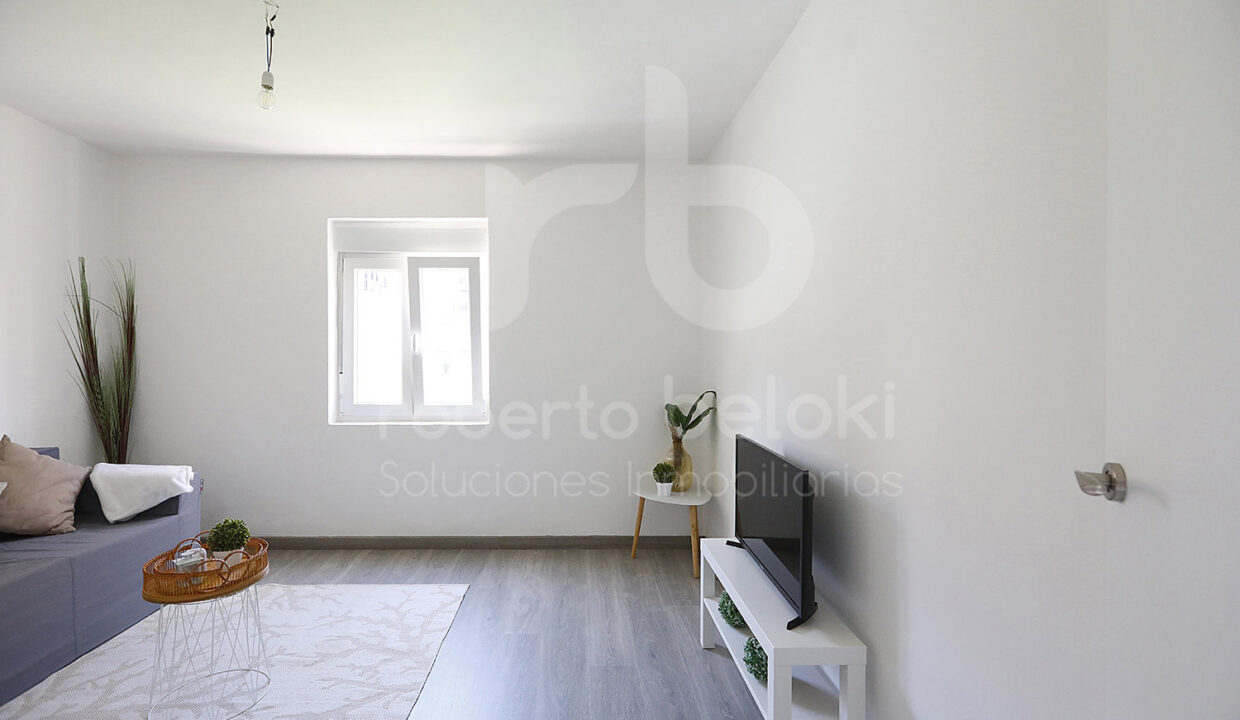 Roberto Beloki P2044-II (3)-M