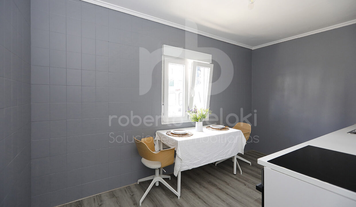 Roberto Beloki P2044-II (9)-M