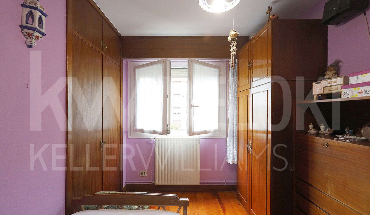 P2023 (21)-M