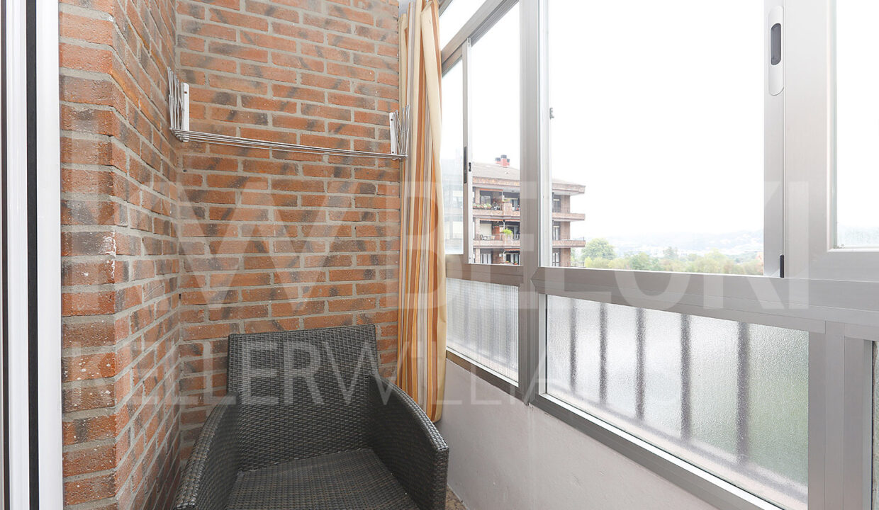 P2023 (26)-M