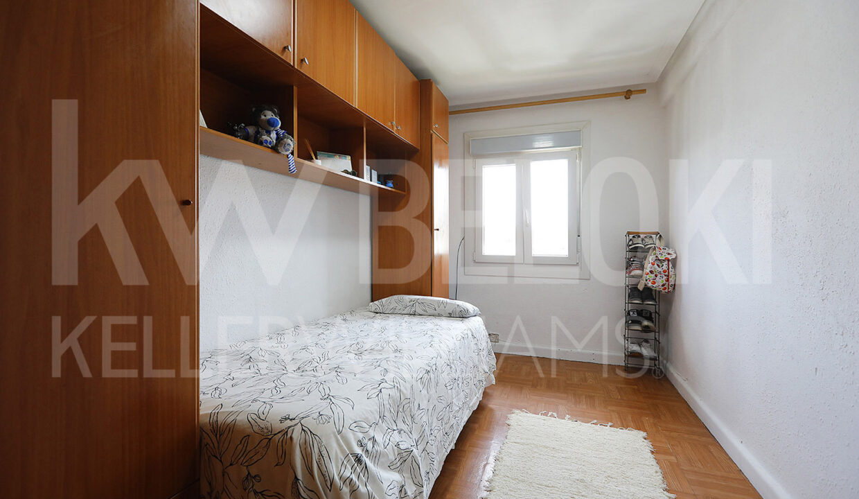 Roberto Beloki DP1777 (19)-M