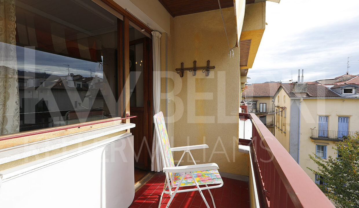 Roberto Beloki IP1732 (10)-M