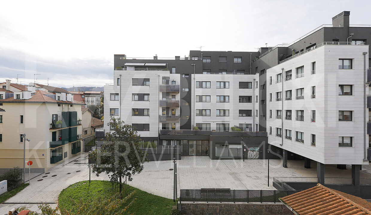 Roberto Beloki IP1732 (20)-M