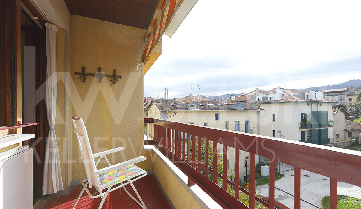 Roberto Beloki IP1732 (8)-M