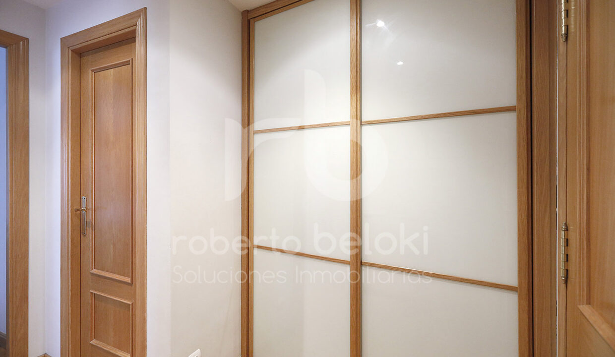 Roberto Beloki P2032 (2)-M