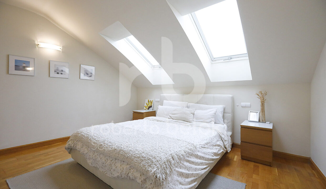 Roberto Beloki P2032 (24)-M