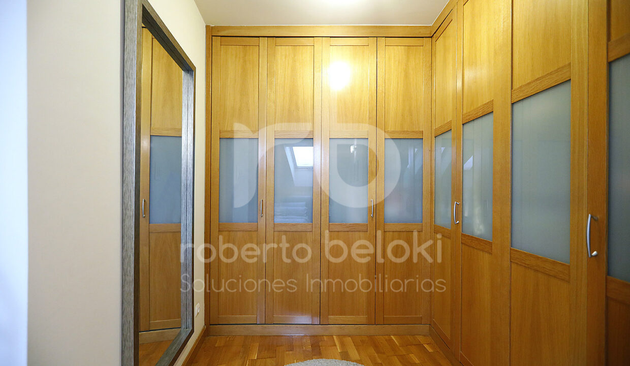 Roberto Beloki P2032 (27)-M