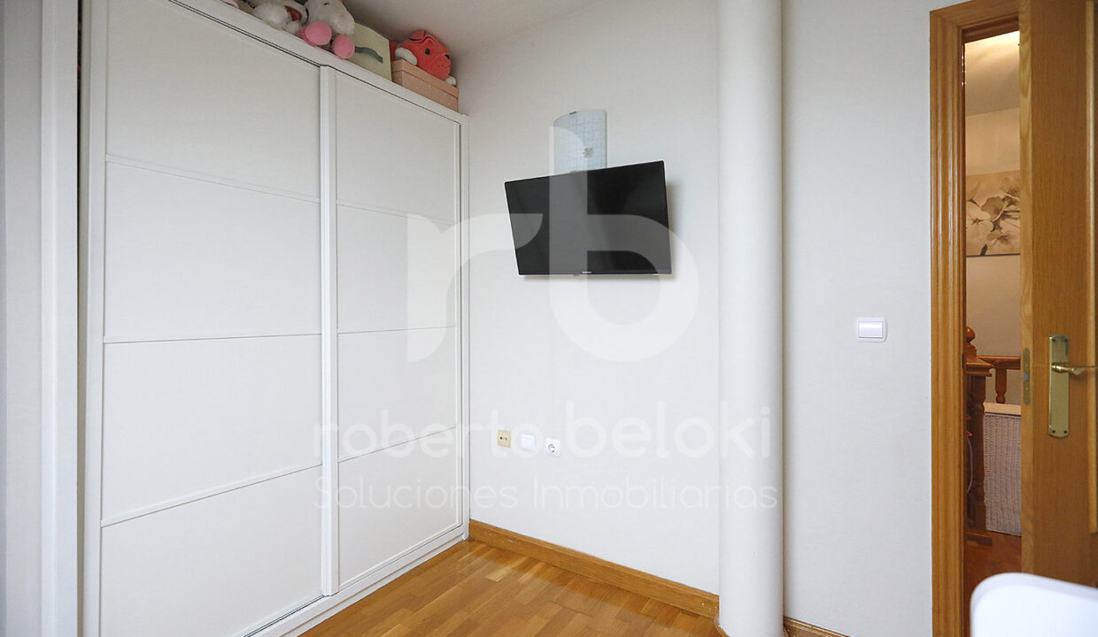 Roberto Beloki P2032 (31)-M