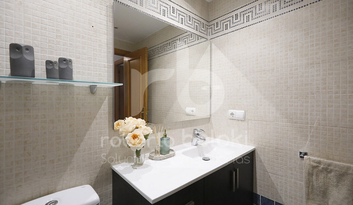 Roberto Beloki P2032 (33)-M