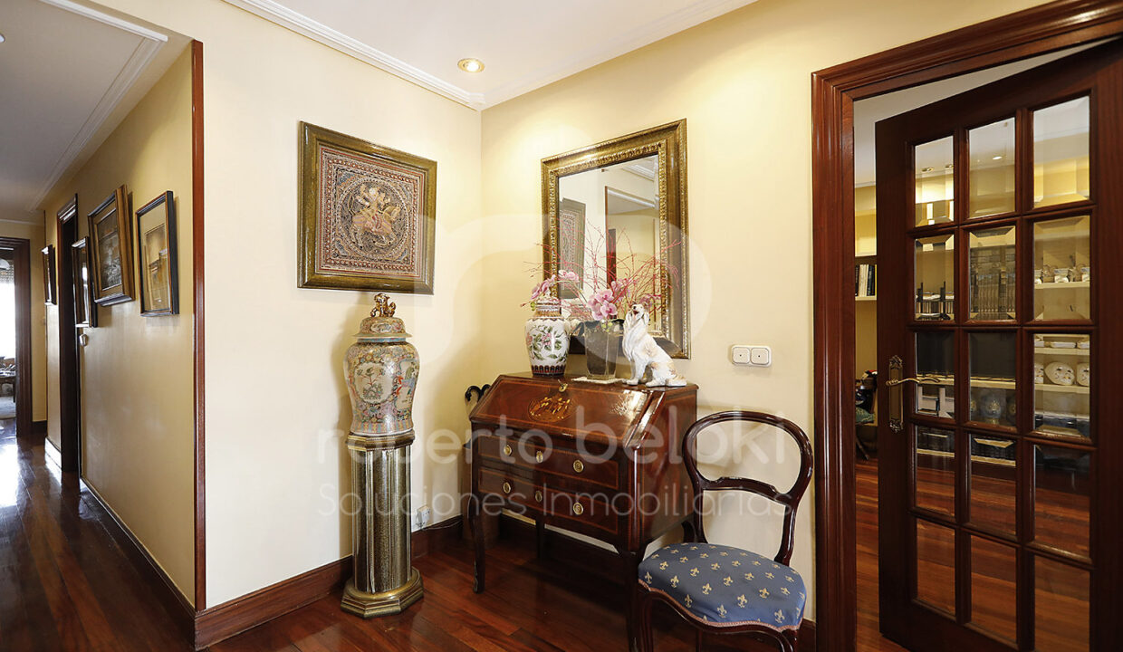 Roberto Beloki P2034 (2)-M