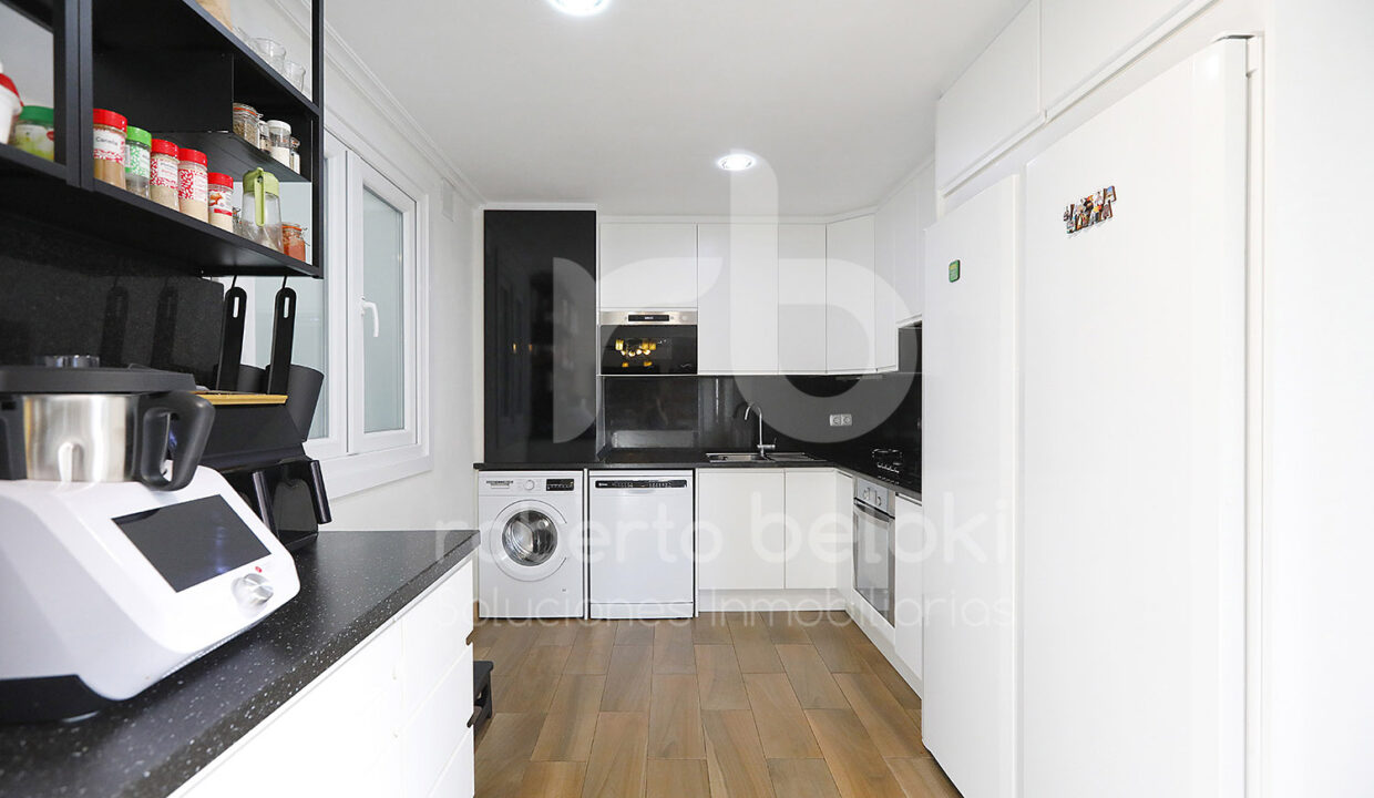 Roberto Beloki P2035 (14)-M