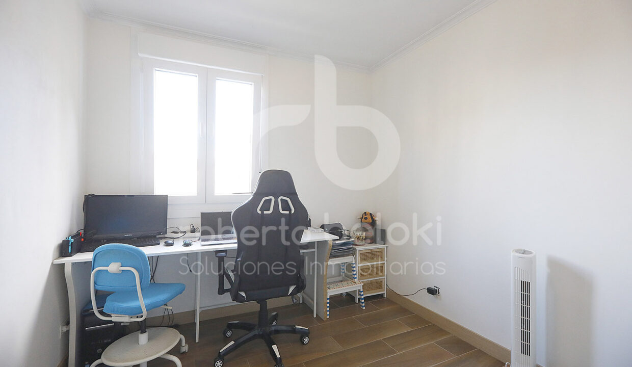 Roberto Beloki P2035 (29)-M