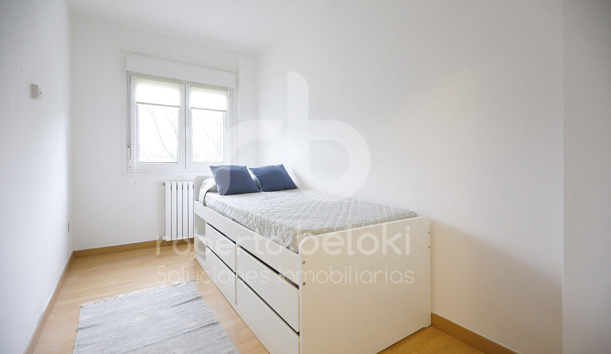 Roberto Beloki P2038 (18)-M