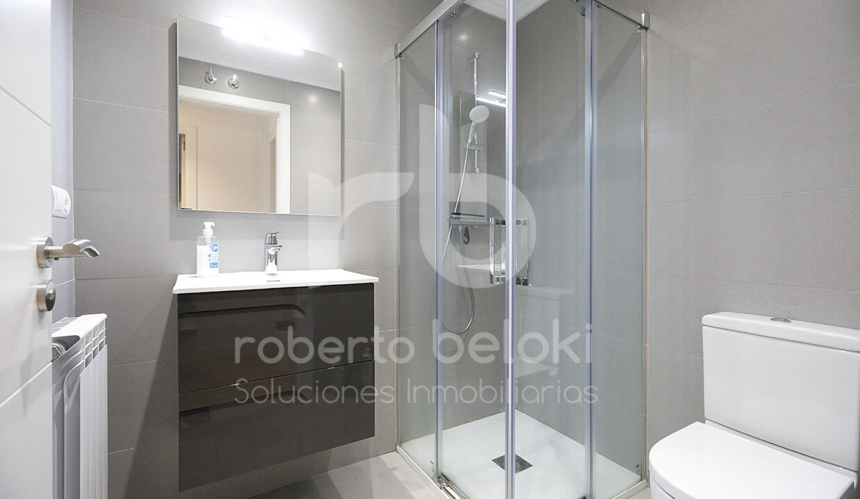 Roberto Beloki P2039 (25)-M