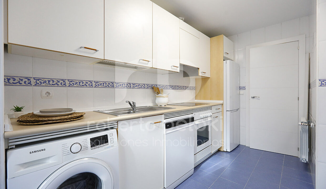 Roberto Beloki P2043 (25)-M