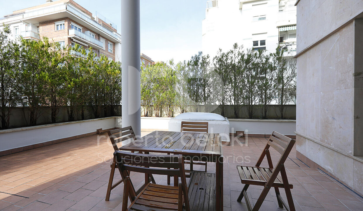 Roberto Beloki P2043 (30)-M