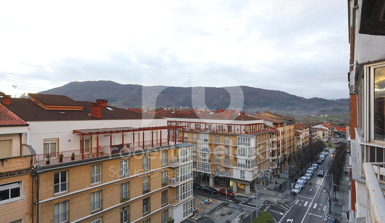 Roberto Beloki P2045 (13)-M