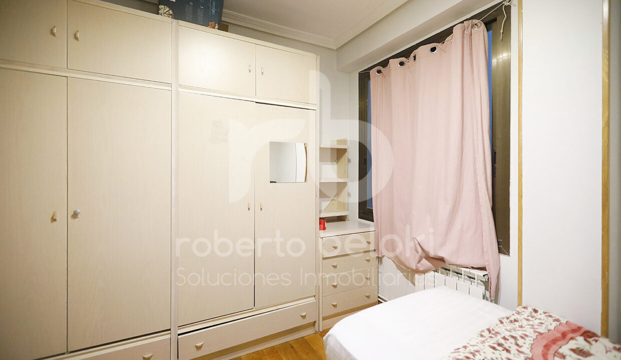 Roberto Beloki P2045 (22)-M