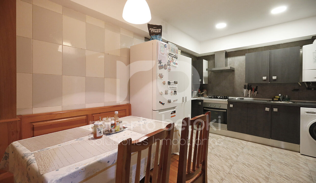 Roberto Beloki P2045 (6)-M