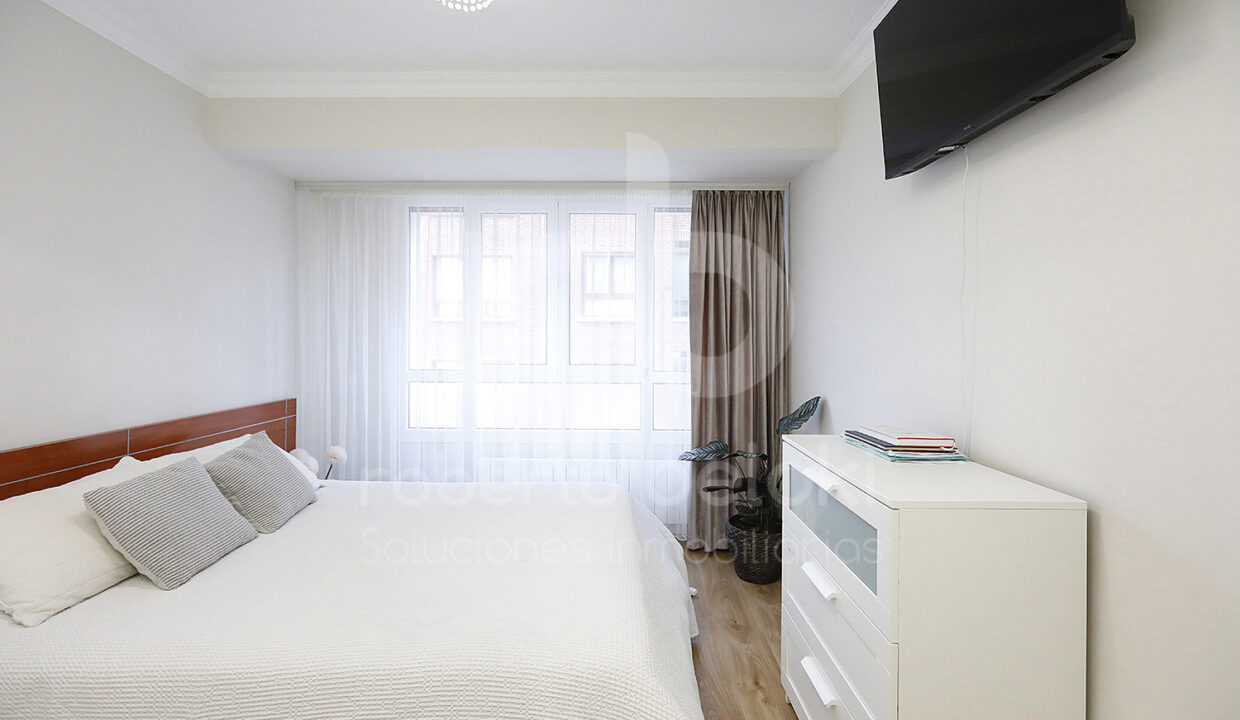 Roberto Beloki P2048 (19)M