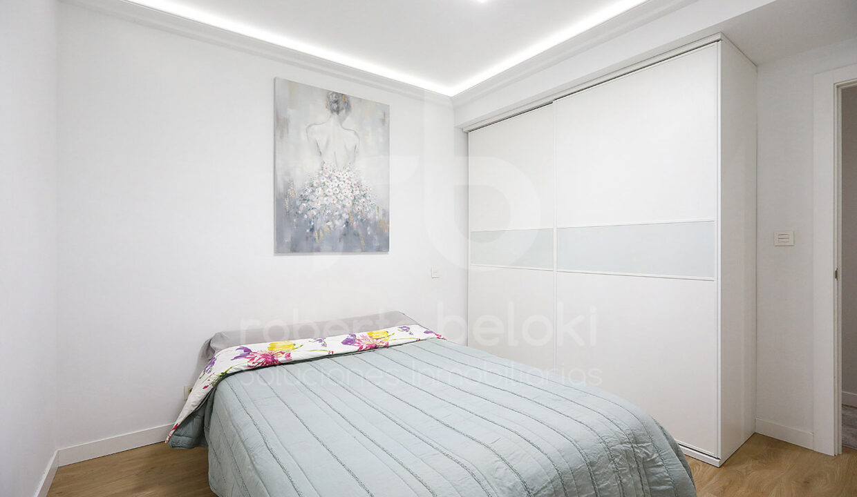 Roberto Beloki P2048 (22)M