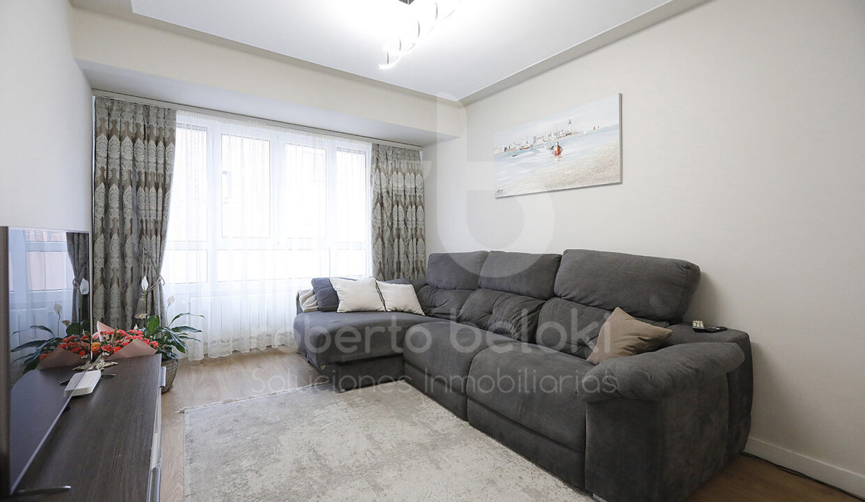 Roberto Beloki P2048 (5)M