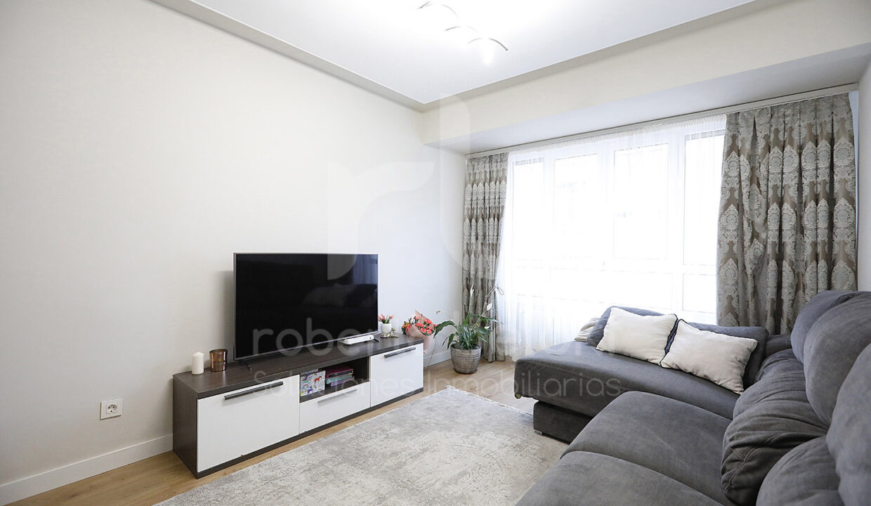 Roberto Beloki P2048 (6)M