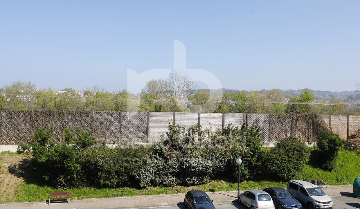 Roberto Beloki P2049 (15)-M