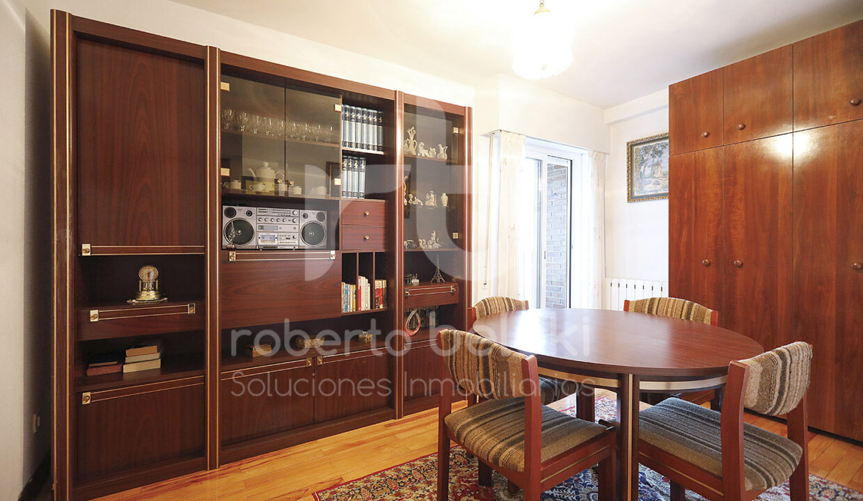 Roberto Beloki P2049 (17)-M