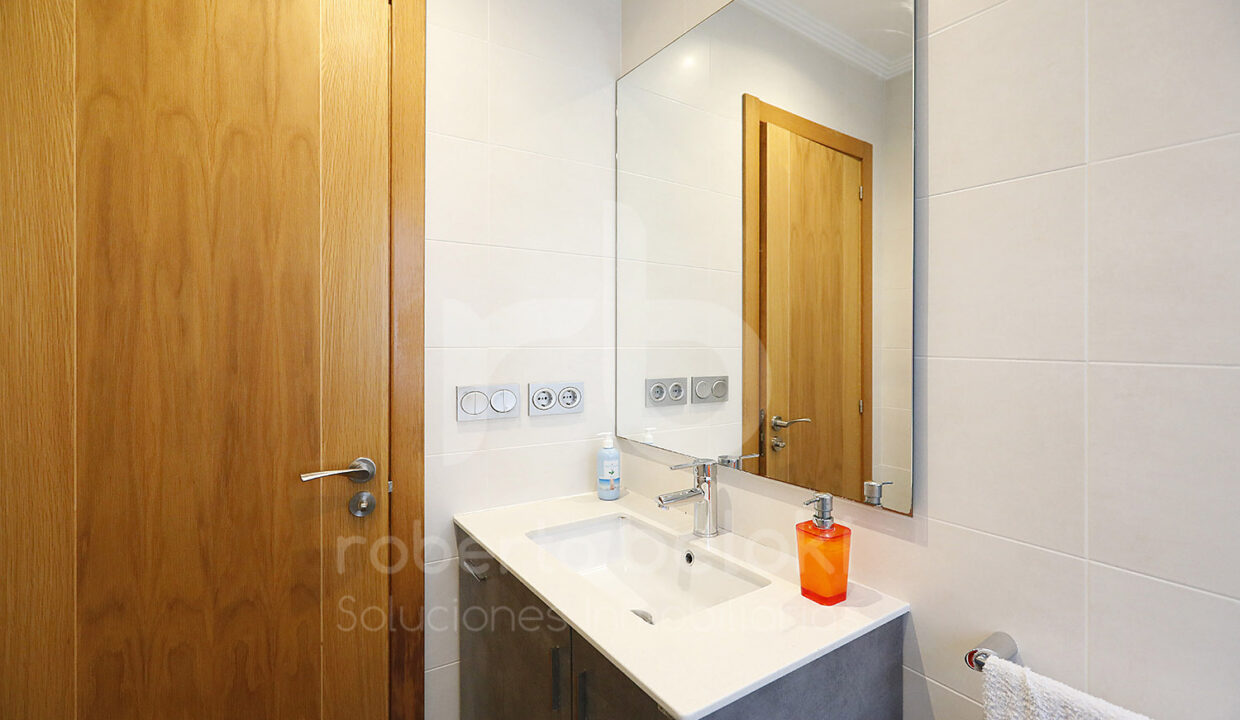 Roberto Beoki P2047 (26)-M